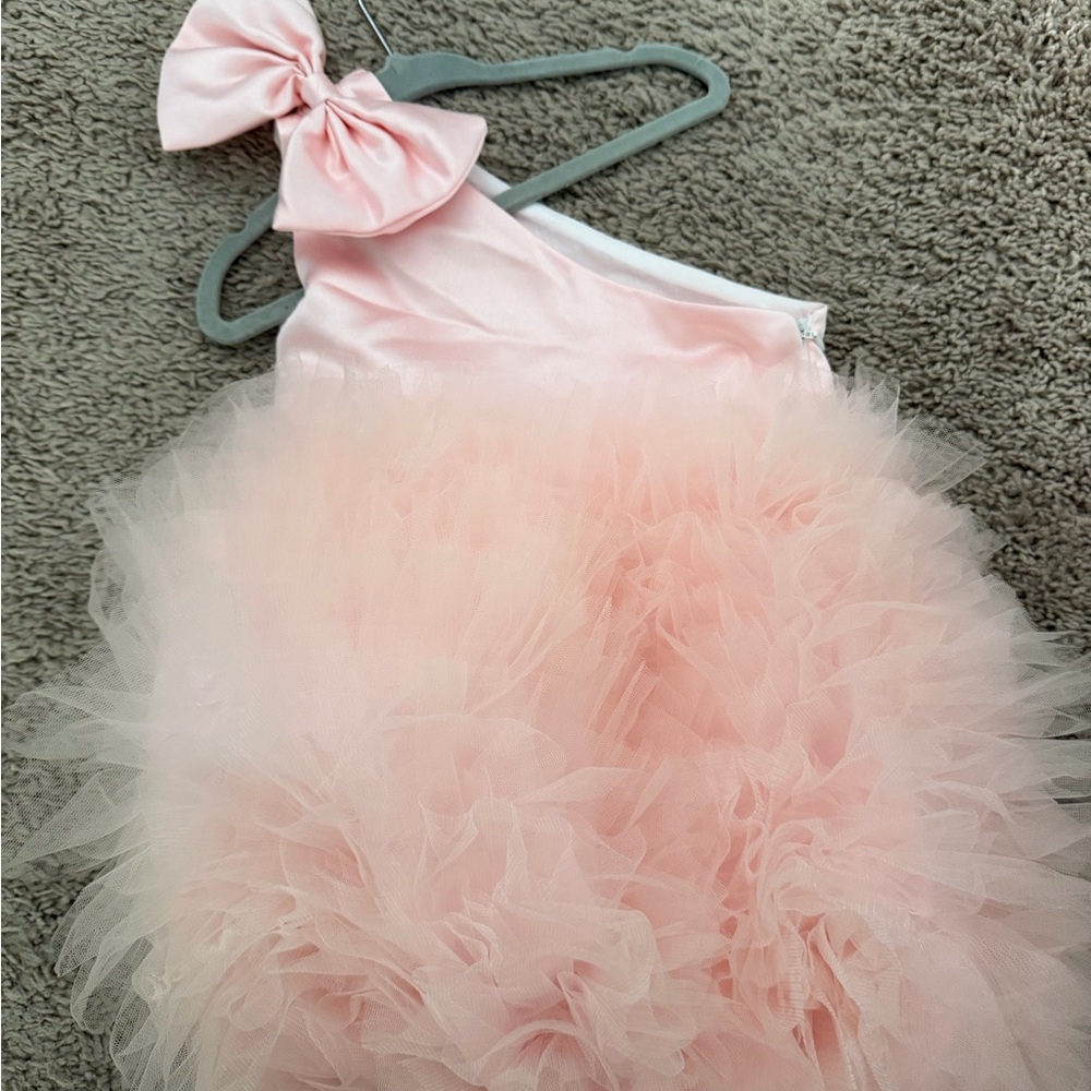 Pink Tulle One-Shoulder Bow Dress